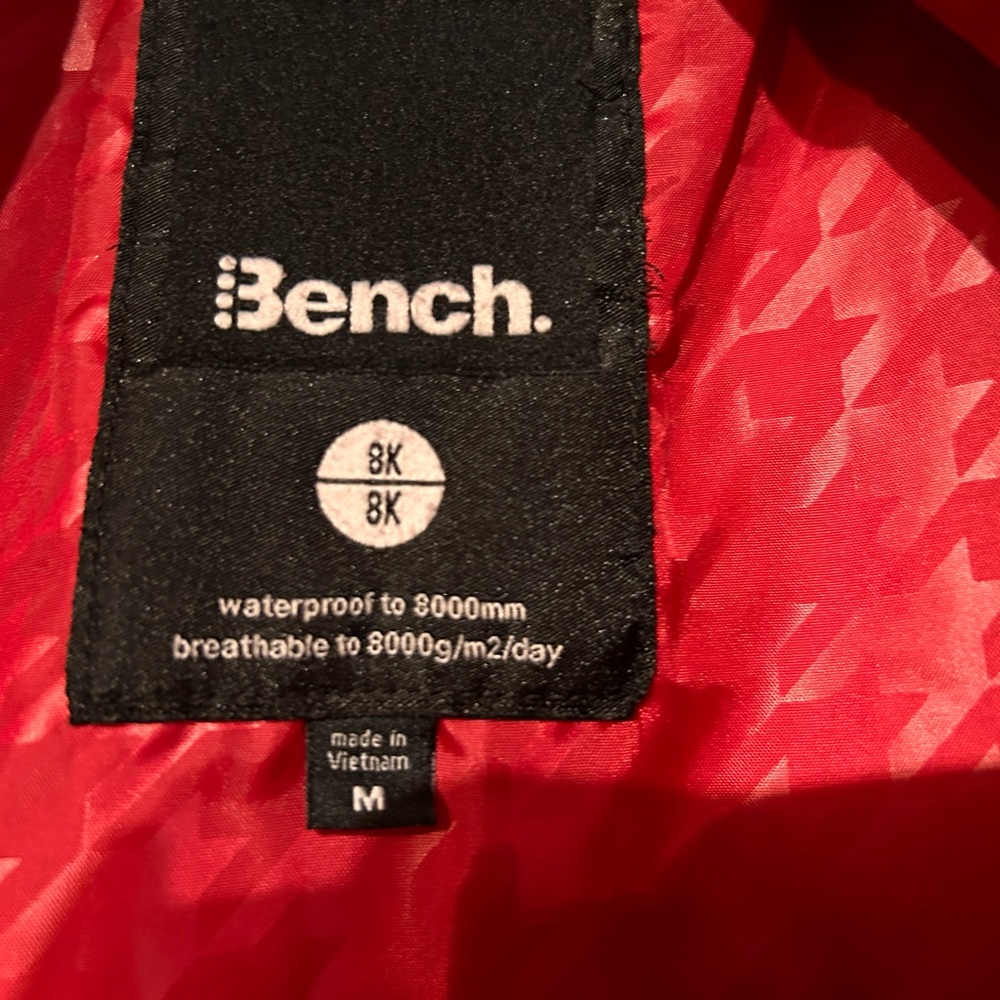 Bench Jacket - Picture 2 of 3